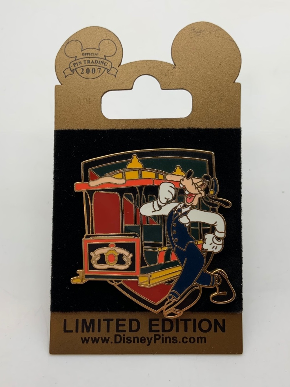 Disney Goofy Transportation Train Conductor Limited Edition Collectible Pin 2007